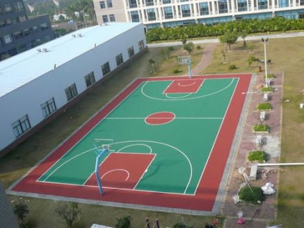 学校地坪跑道的工艺要求