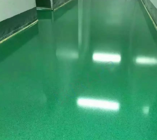 环氧树脂彩砂自流平地坪